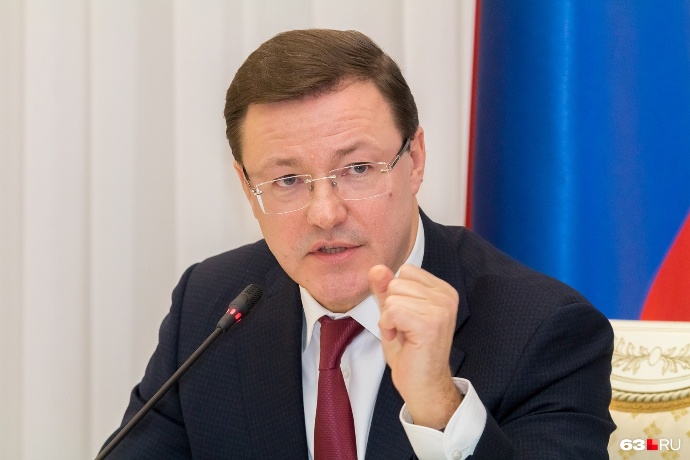 азаров