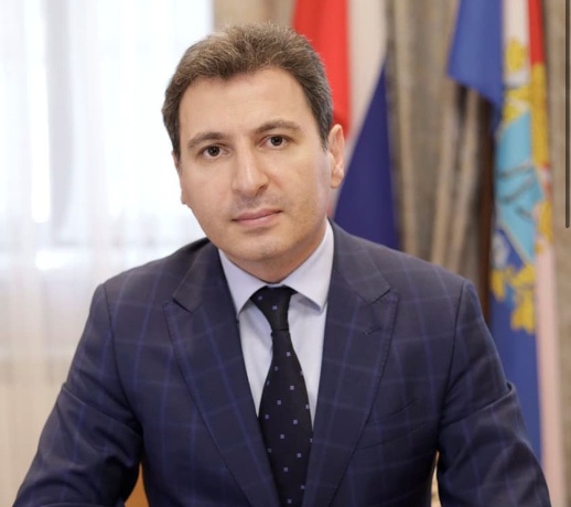 benyan razvitiye zdravookhraneniya